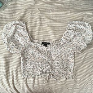 Floral sinch puff sleeve crop top